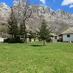 Paja Guesthouse - Camping